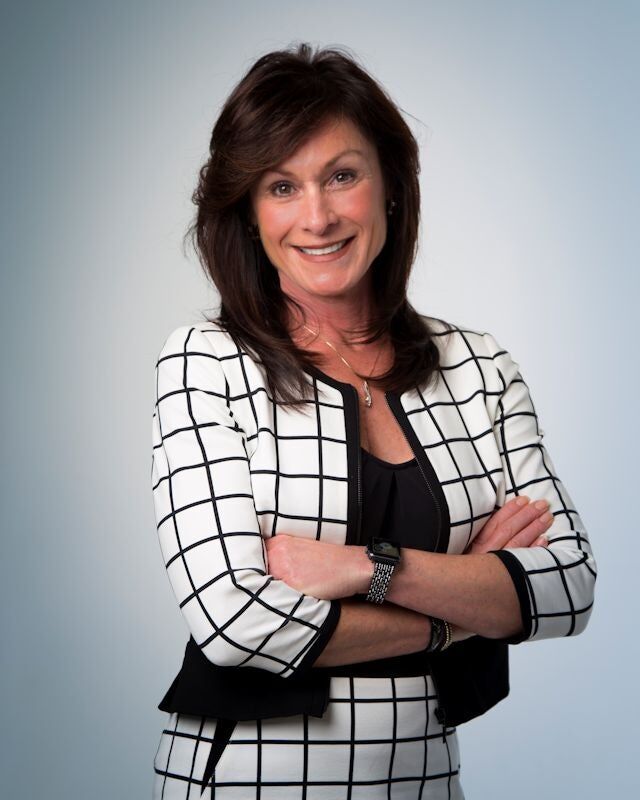 Dawn Josemans, Real Estate Salesperson in Fredericksburg, Elite