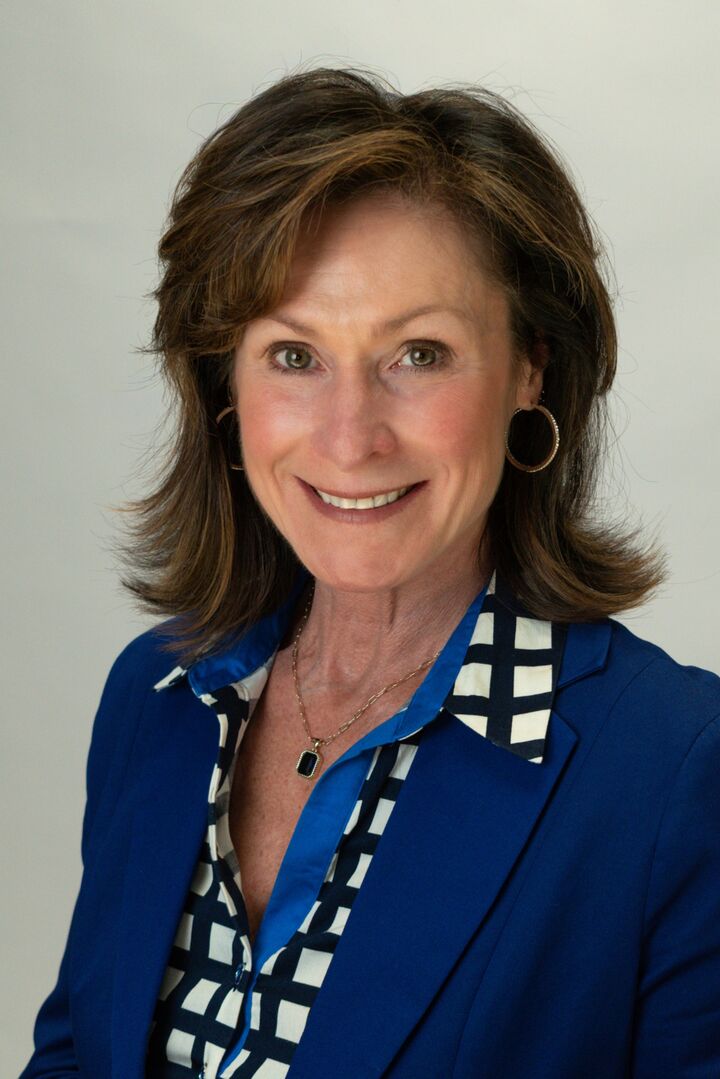 Dawn Josemans, Real Estate Salesperson in Fredericksburg, Elite