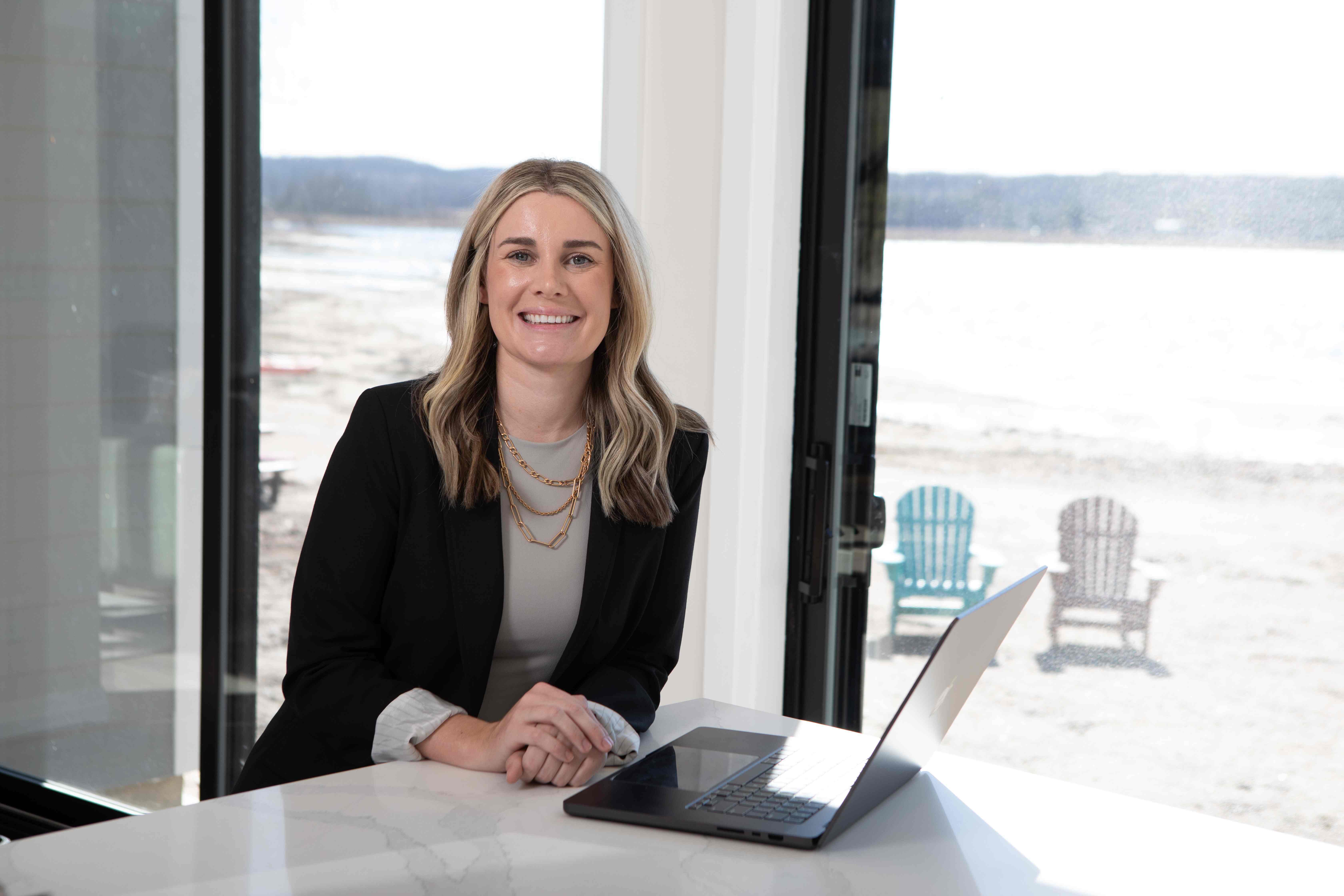 Samantha Clark, Sales Representative in Barrie, Coldwell Banker The Real Estate Centre, Brokerage