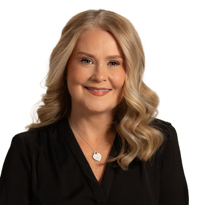 April McDonald, Real Estate Broker in Hickory, Foothills