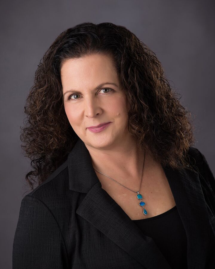 Suzanne Ponelli, Real Estate Salesperson in Monroe, Gaetano Marra Homes