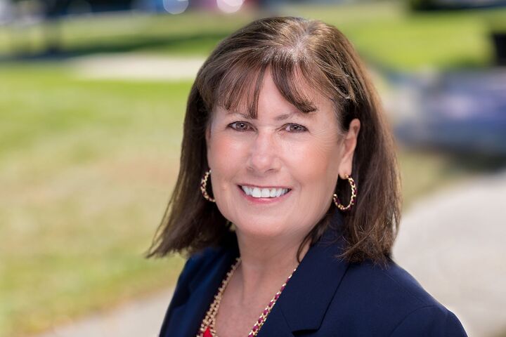 Joan Ferris, Real Estate Salesperson in Mansfield, Custom Home Realty