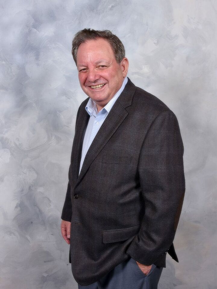 Mark Weissmann, Real Estate Salesperson in Palm Desert, Affiliated