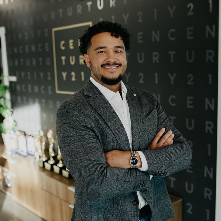 Donny Crawford-Begg, Real Estate Salesperson in Ankeny, Signature Real Estate