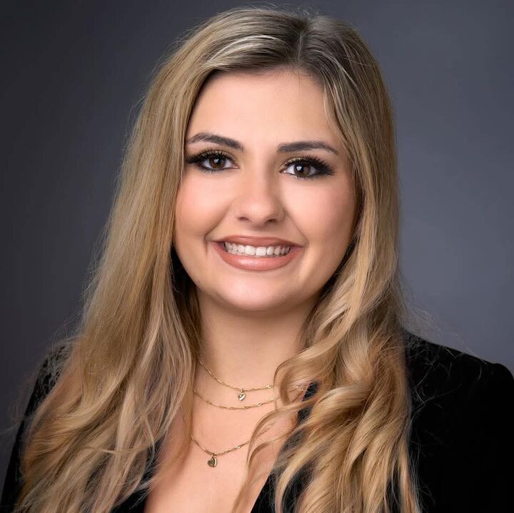 Erica Chavez, Real Estate Salesperson in Fort Myers, ERA Real Solutions Realty