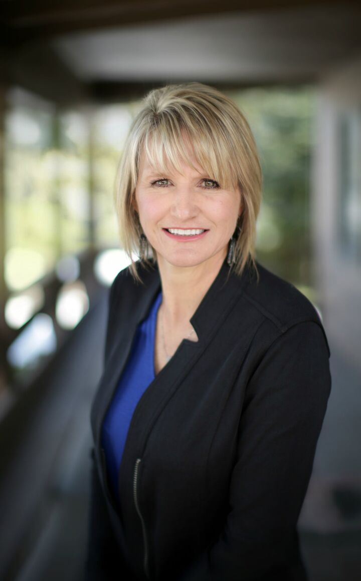 Jill Alberts, Real Estate Salesperson in Pine, Bishop Realty