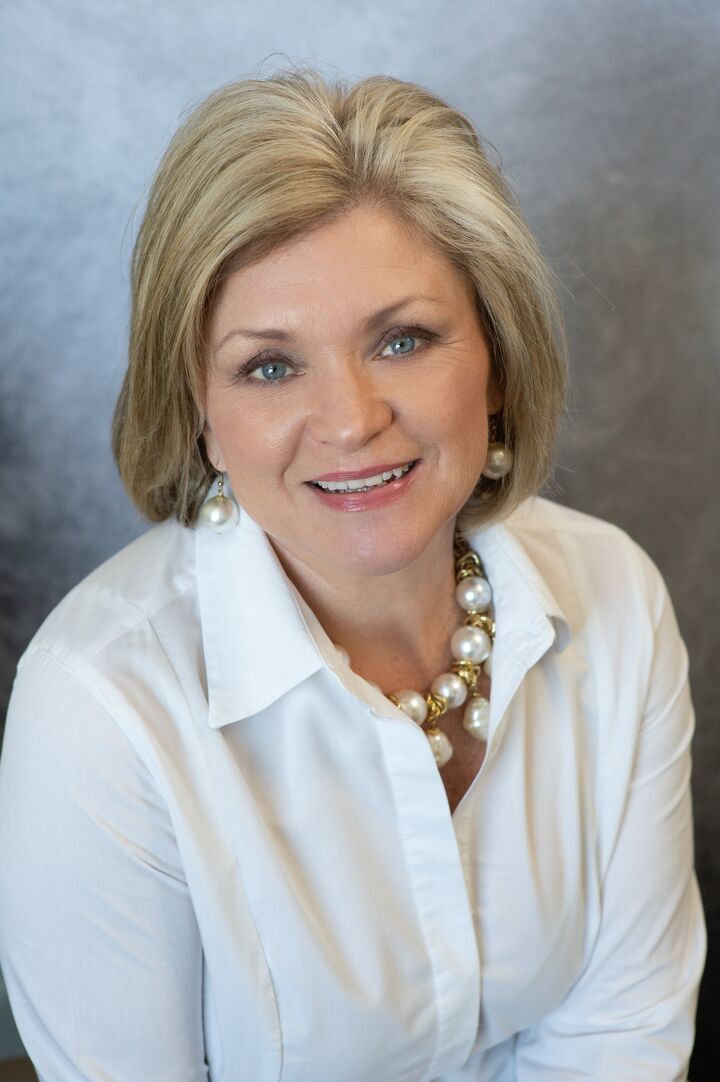 Debbie Hart, Real Estate Salesperson in Warner Robins, Free Realty