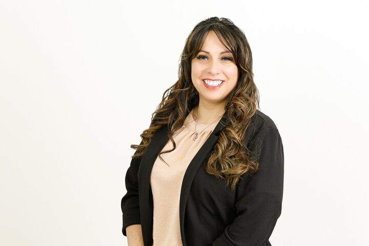 Janeen Hintze, Real Estate Salesperson in Lehi, Momentum