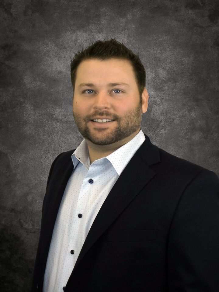 Bret Carter, Real Estate Salesperson in Bakersfield, Preferred, Realtors