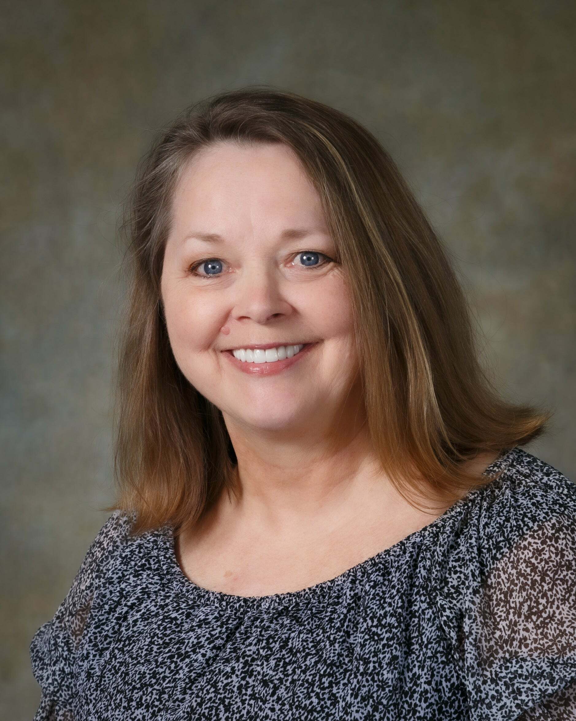 Sue Sunderland, Real Estate Salesperson in Gulfport, Alfonso Realty