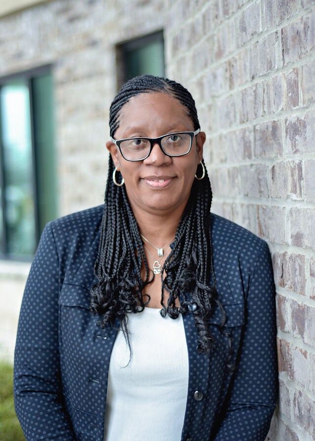 Genine Compton, Real Estate Salesperson in Vandalia, Heritage