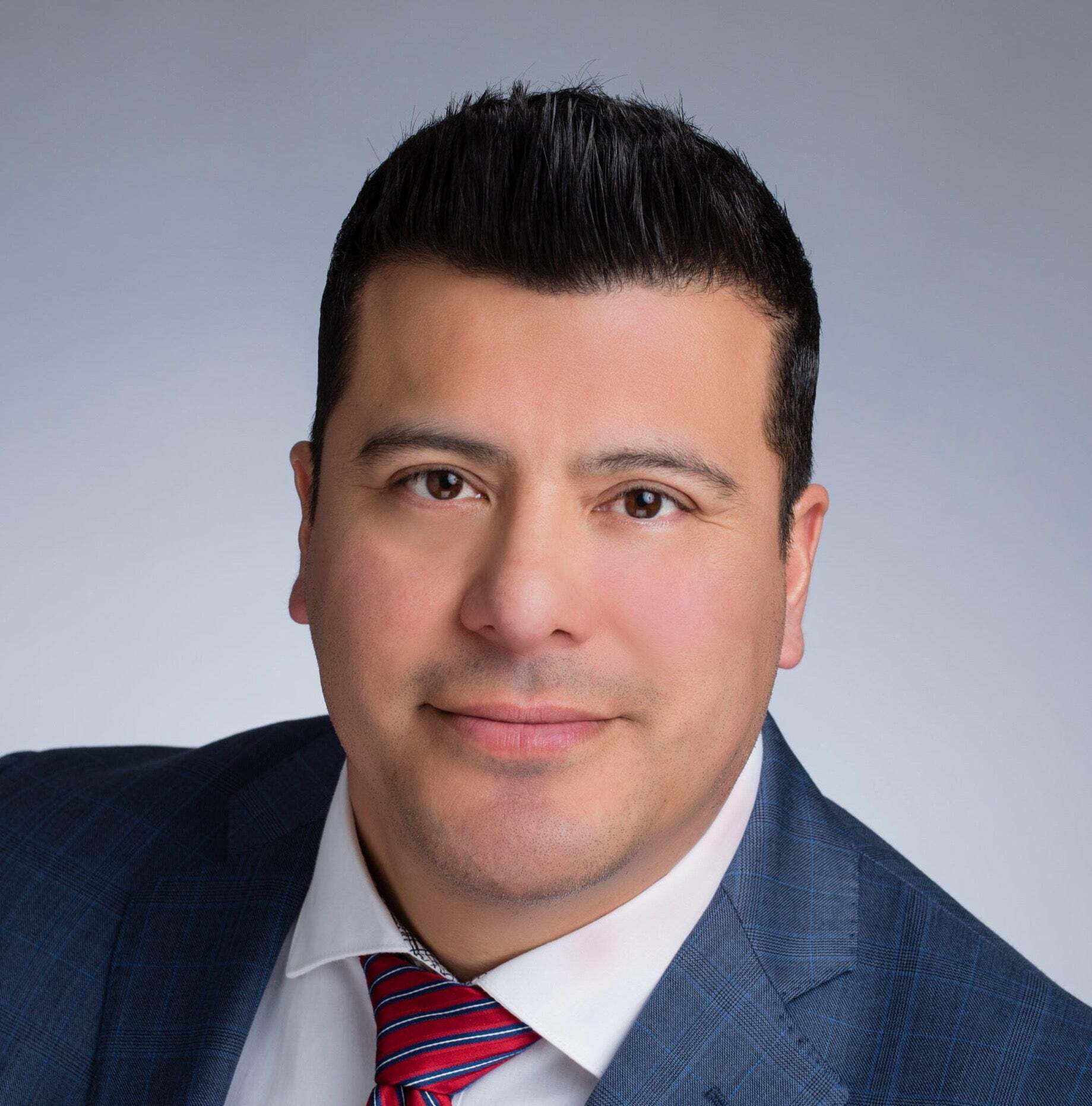Manny Rodriguez, Associate Real Estate Broker in Las Vegas, Americana