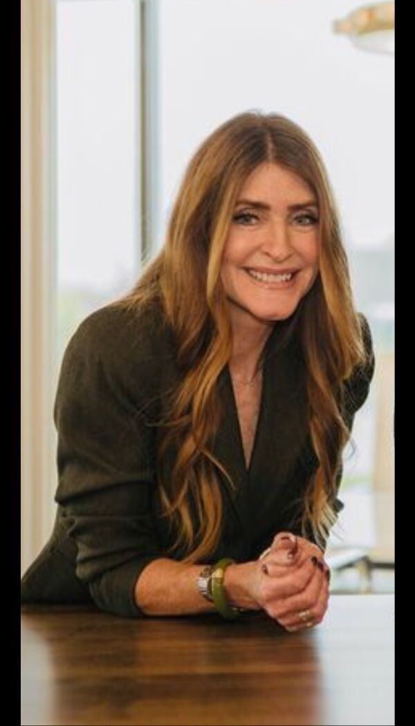 Aimee Stuart, Real Estate Salesperson in Elkhorn, The Good Life Group
