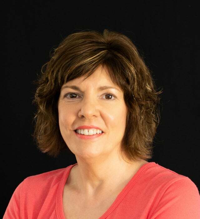 Janet Piscopo, Real Estate Broker/Real Estate Salesperson in Bellaire, Schmidt Realtors