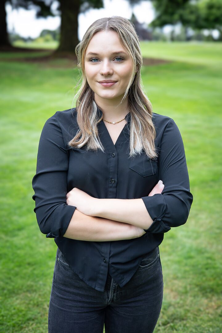 Cassidy Lowry, Real Estate Broker in Canby, Realty Partners