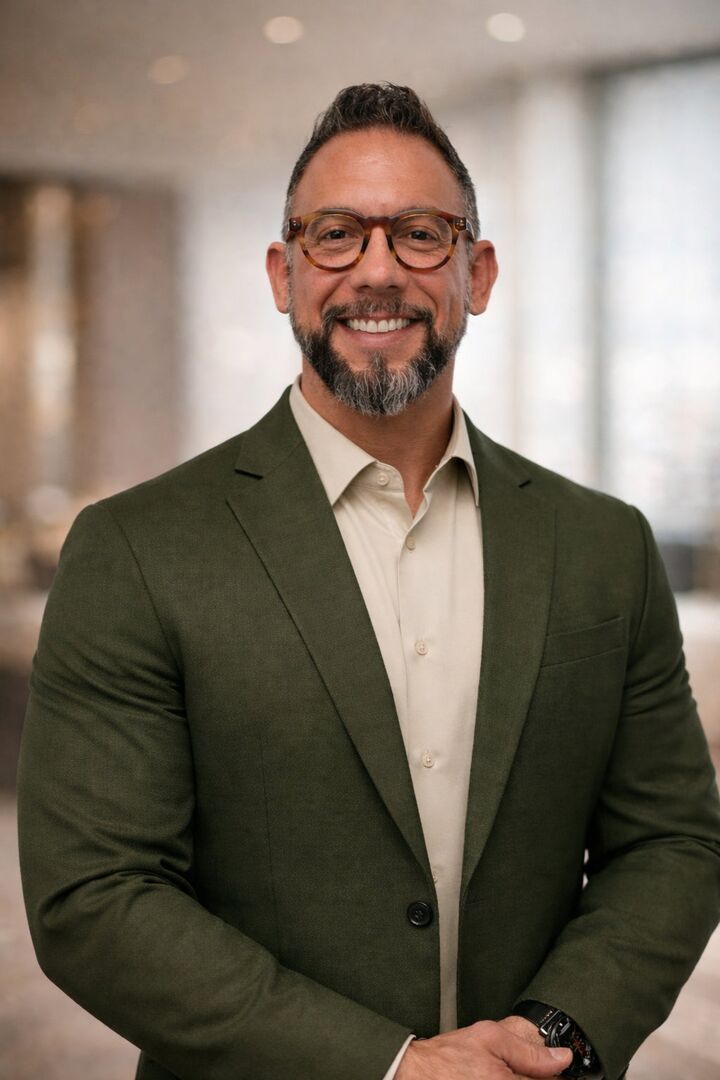 Frank Aguilar, Real Estate Salesperson in Las Vegas, Americana