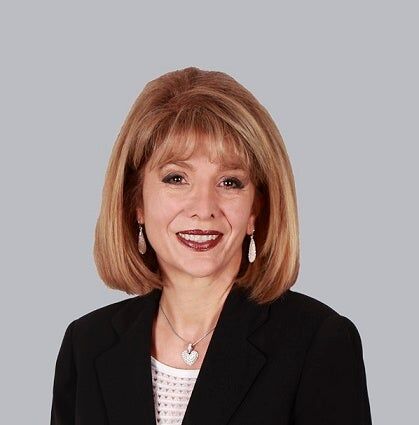 Aida Avanesian, Real Estate Salesperson in La Canada Flintridge, Hallmark Realty