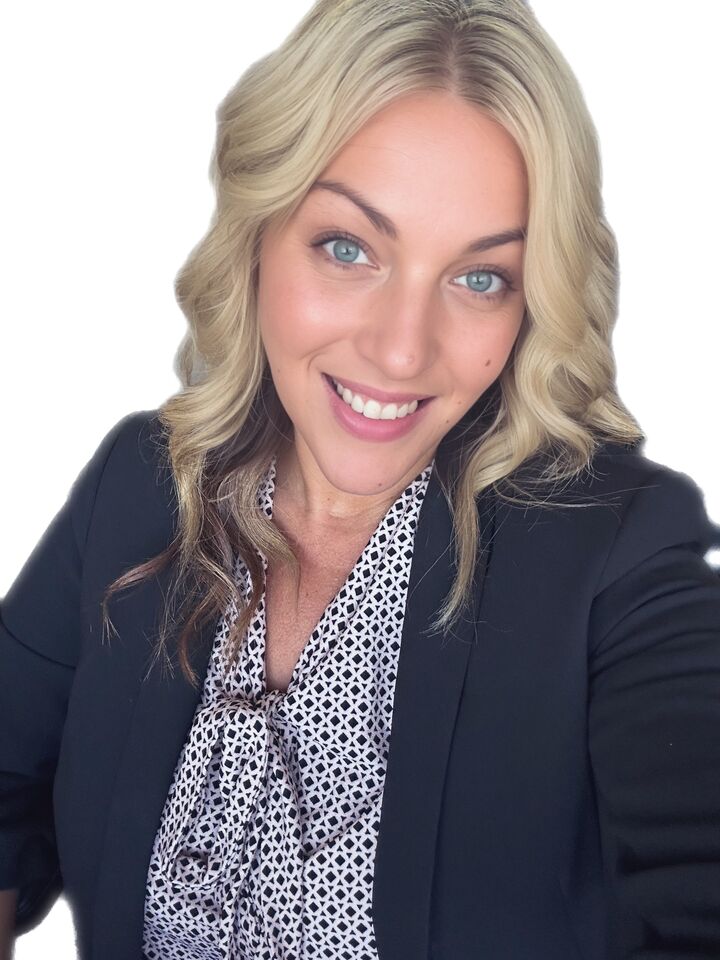 Stephanie Elliott, Real Estate Salesperson in Milford, Premier