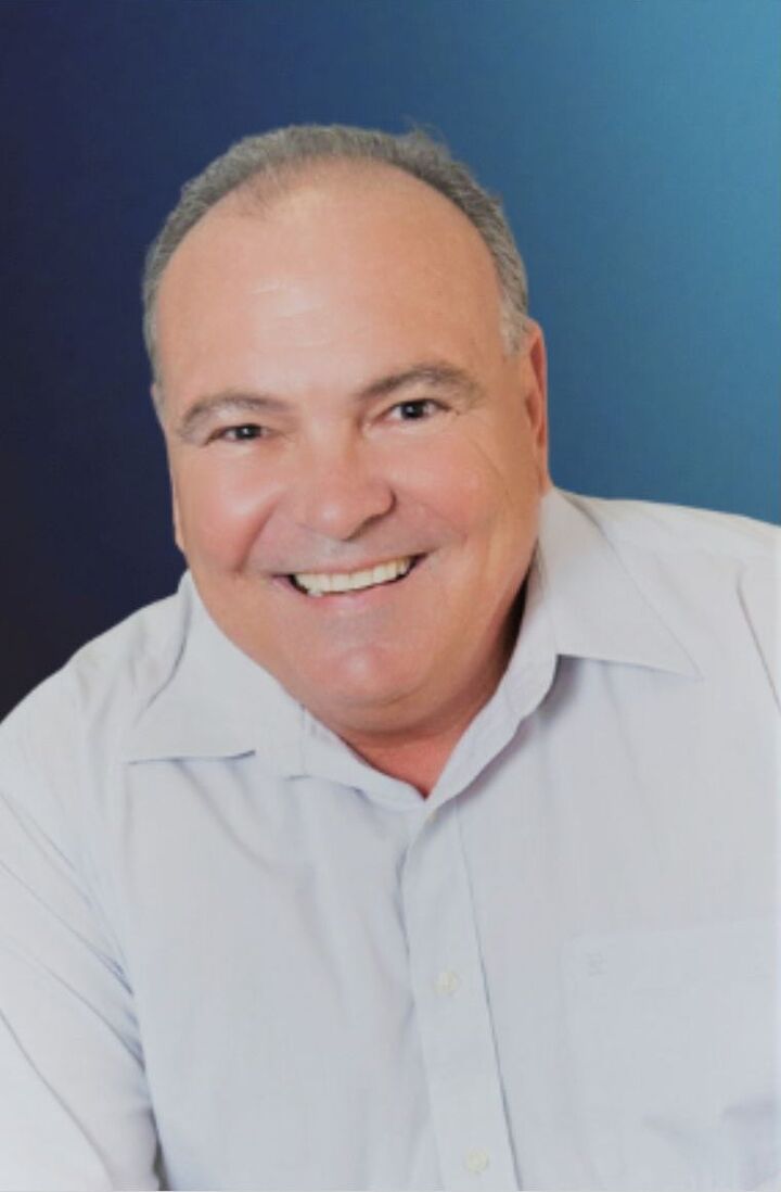 Oscar Villaverde,  in Dunnellon, Riverland Realty
