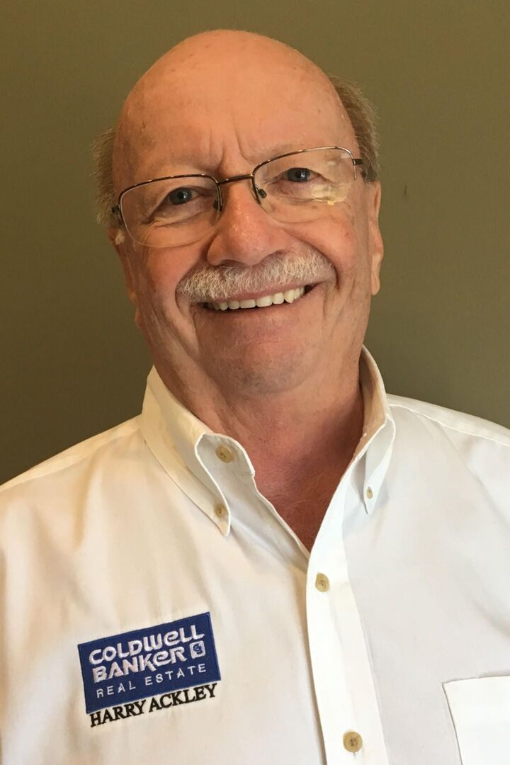 Harry Ackley,  in Northville, Professionals