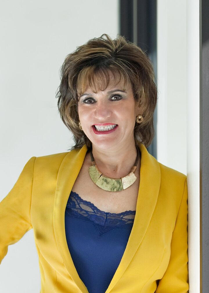 Alicia Lomeli,  in Salinas, Masters