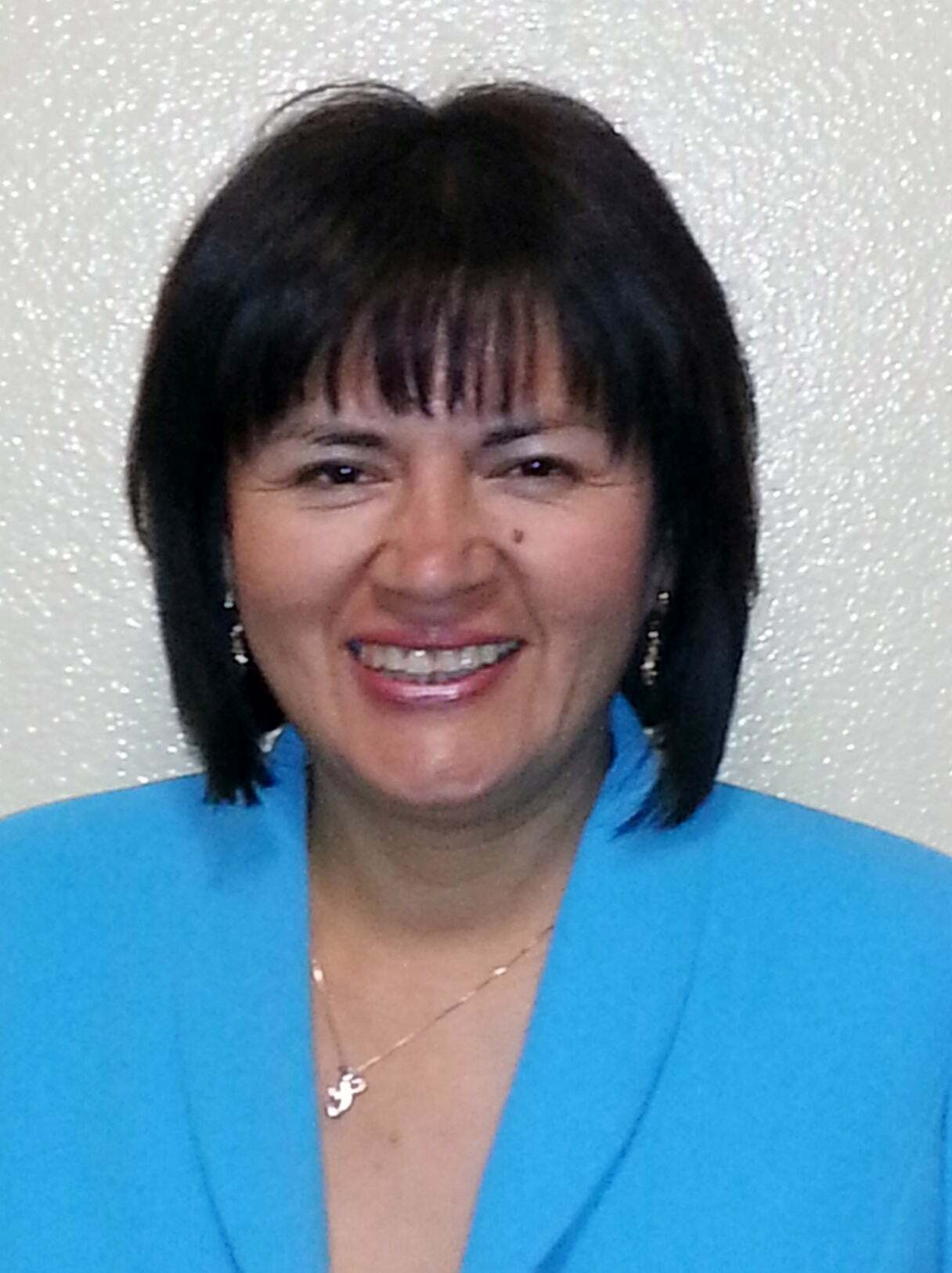 Victoria Preciado, Real Estate Salesperson in Chino, Top Team