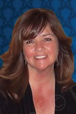Donna Miro,  in Woodbury, Realty Connect