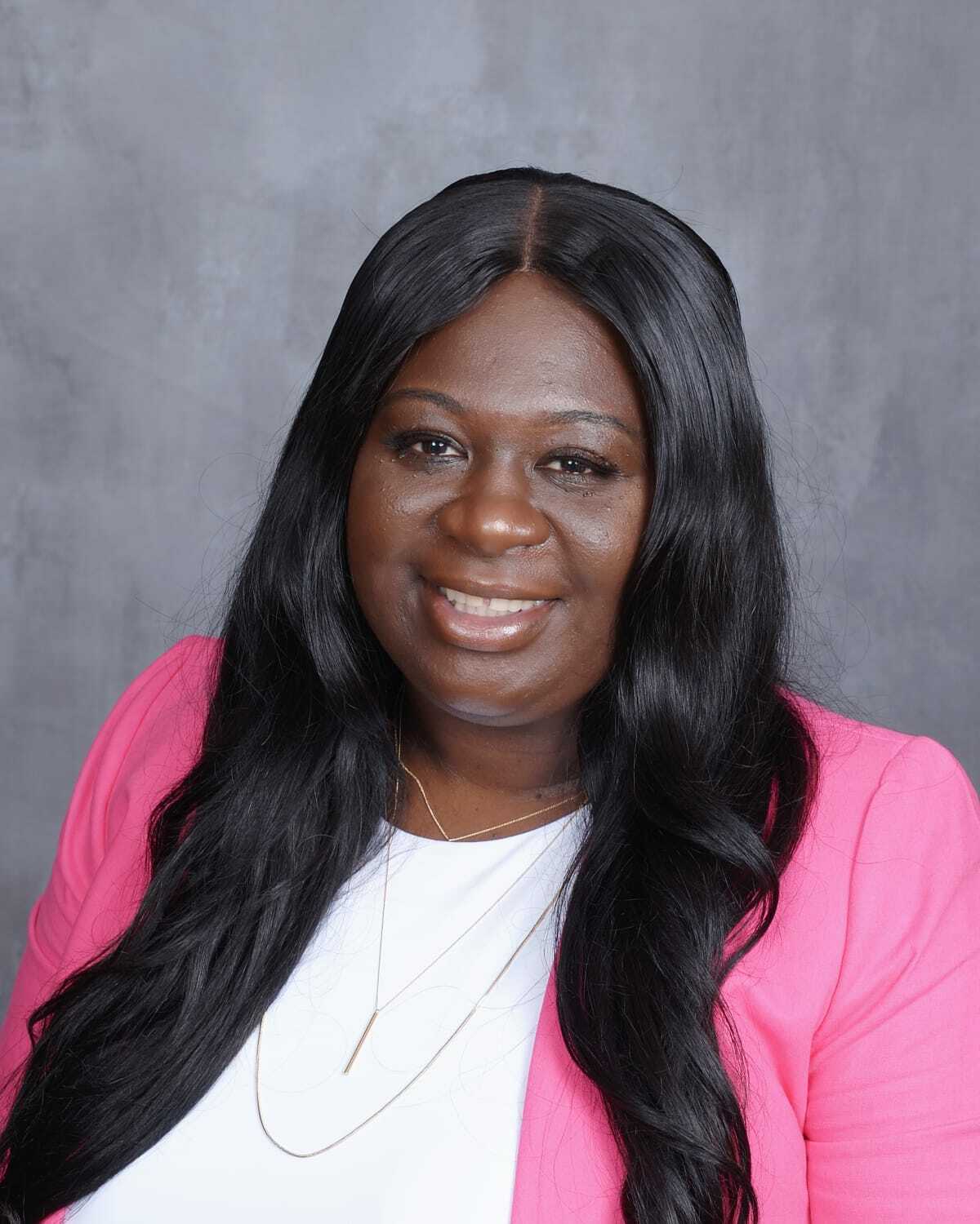 Claudia James, Real Estate Salesperson in Rocky Hill, Clemens Group