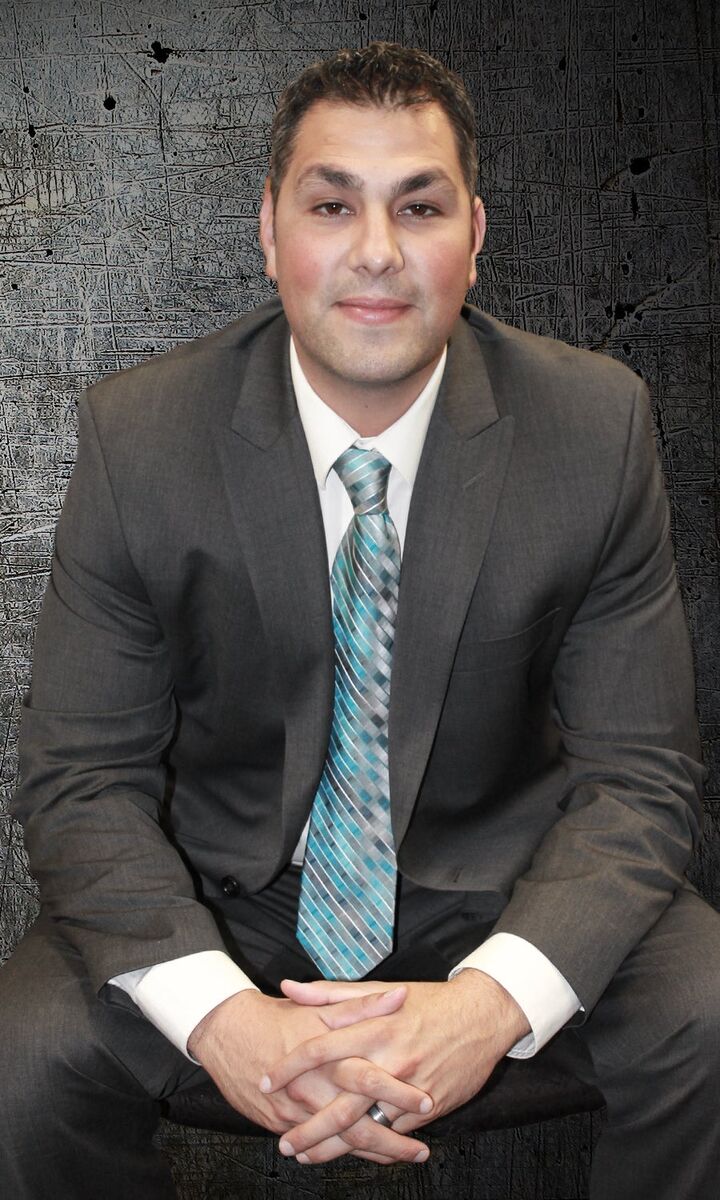 Luis Mota, Real Estate Salesperson in Visalia, Jordan-Link