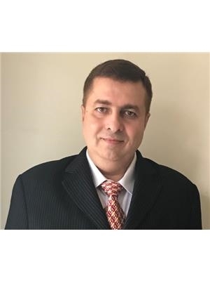 Sohail Afzal, Sales Representative in Newmarket, CENTURY 21 Canada