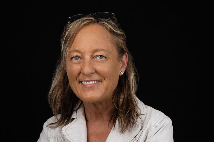 Shelley Miller, Real Estate Salesperson in Seminole, Pickett Fences Realty