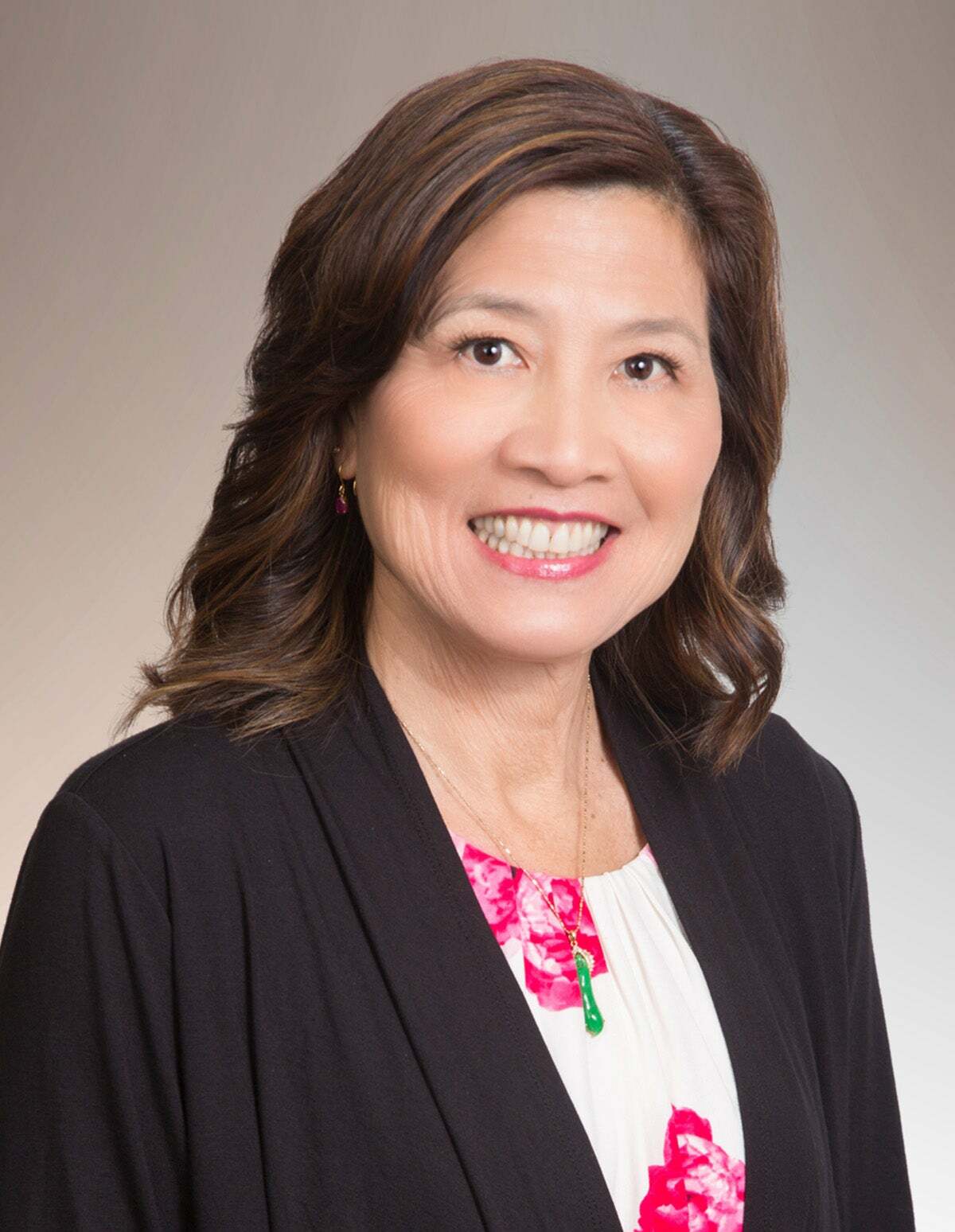 Karen Chang Lar Rieu (RA), Real Estate Salesperson in Honolulu, Advantage Realty