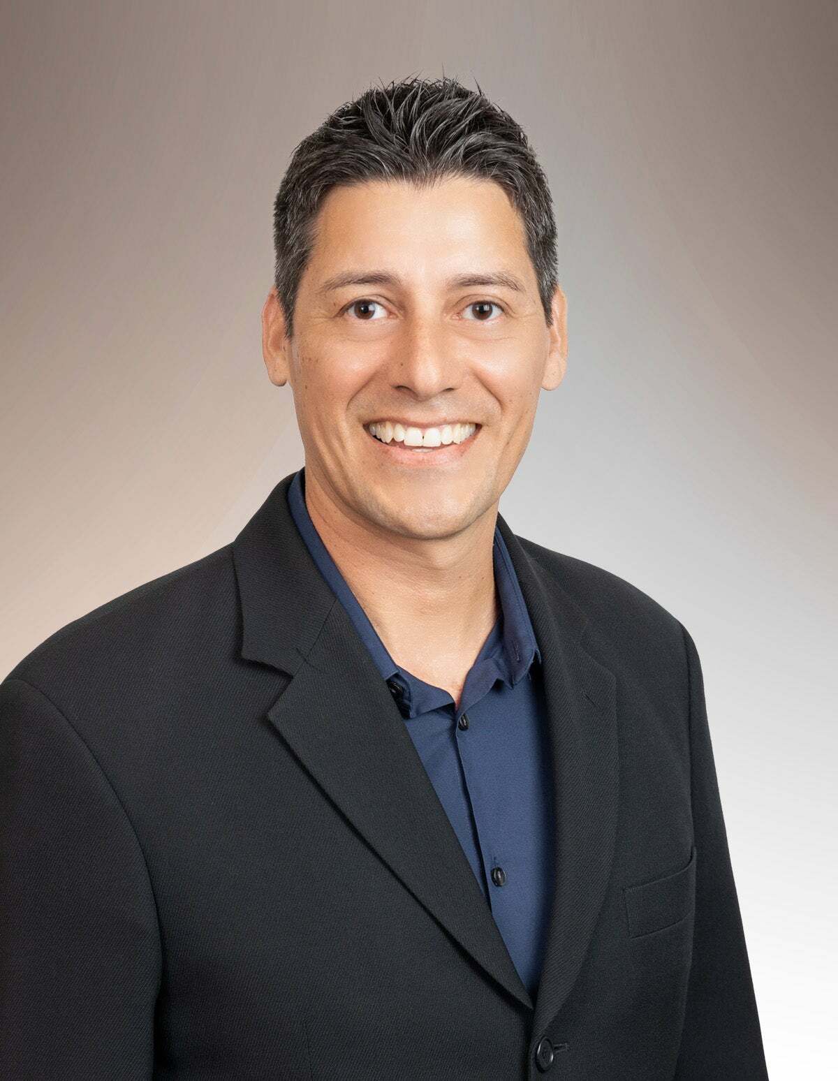 Sal Gonzalez (RA), Real Estate Salesperson in Honolulu, Advantage Realty