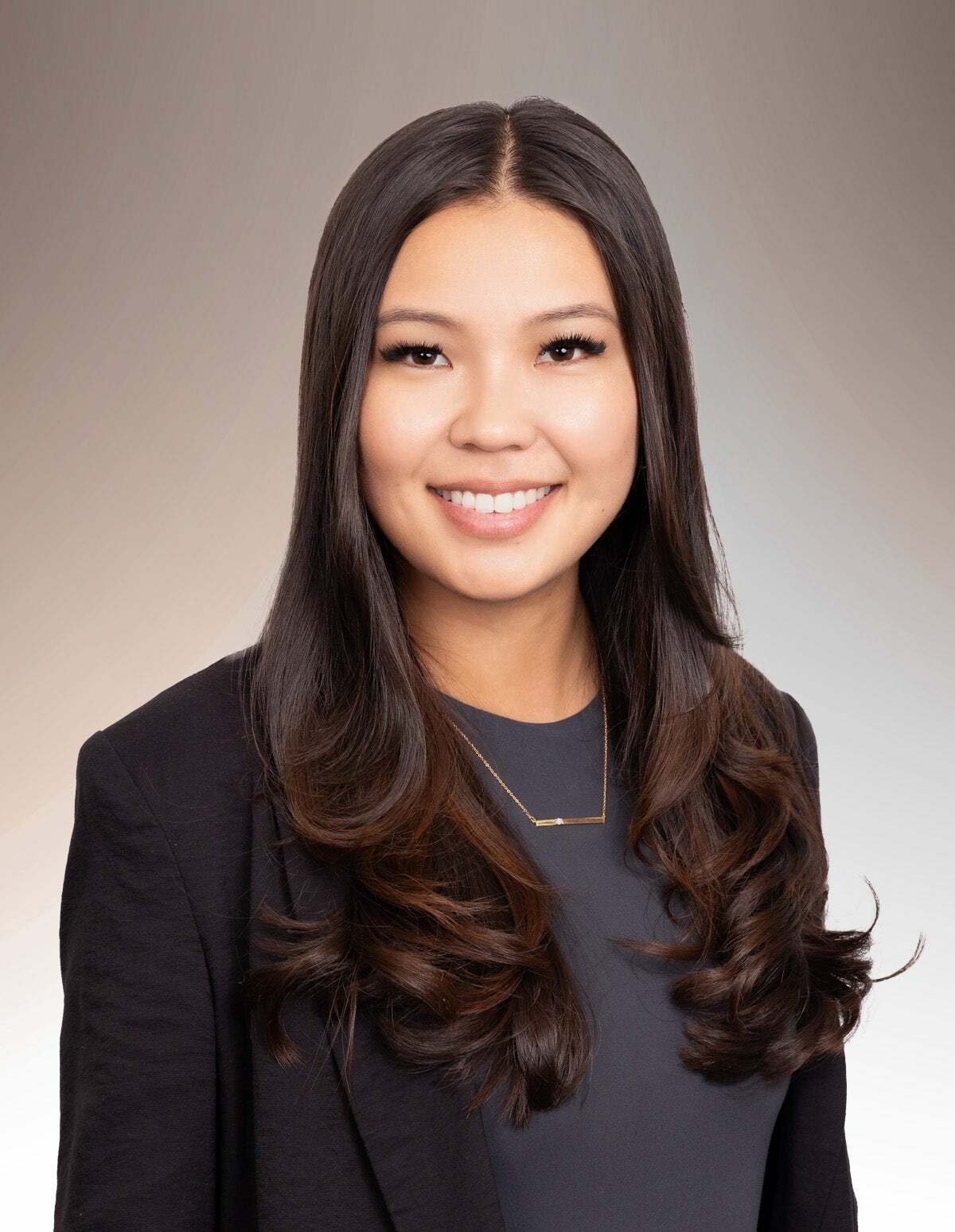 Mari Yashiro, REALTOR® in Honolulu, Advantage Realty
