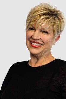 Maryann Moore, Real Estate Salesperson in Irvine, Platinum Properties