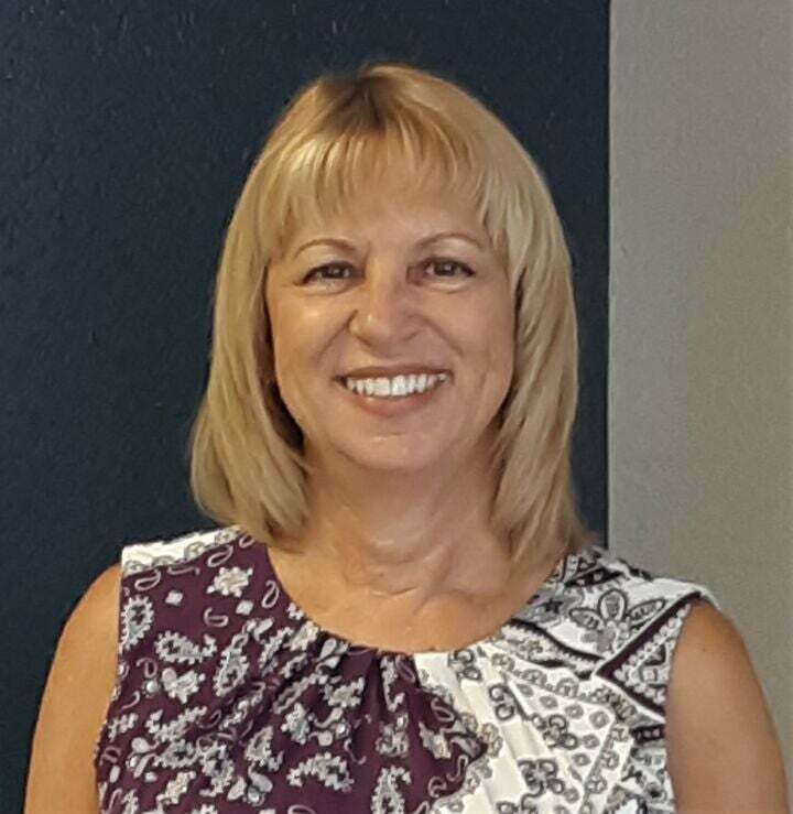 Brenda Brucker, Real Estate Broker/Real Estate Salesperson in Port Charlotte, Sunstar Realty