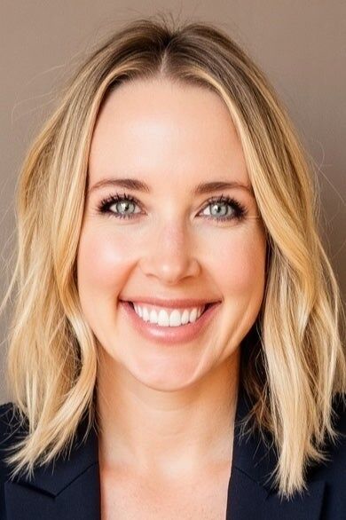 Sarah Cline, Real Estate Salesperson in Coeur D Alene, Schneidmiller Realty