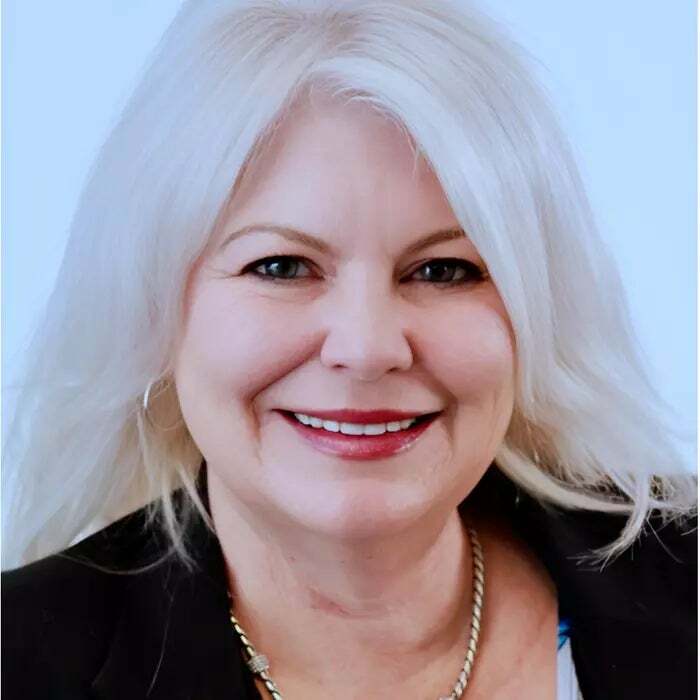 Michelle Anderson, Real Estate Salesperson in Seaford, Premier