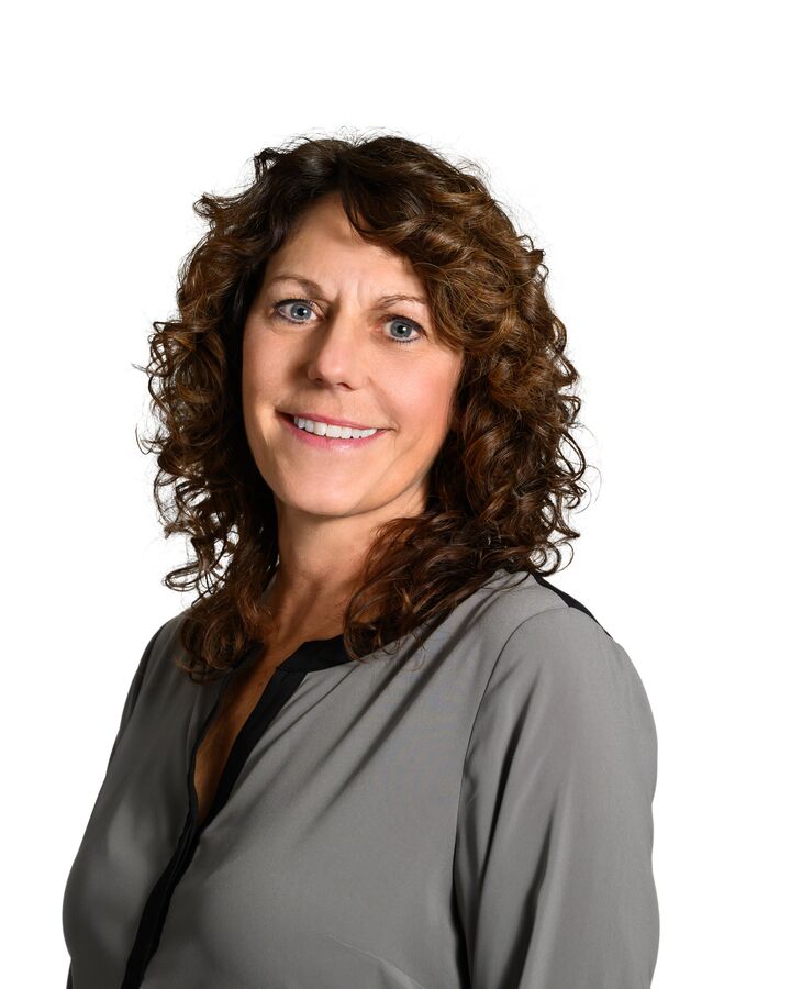 Lyn Pauls,  in Fort McMurray, Coldwell Banker United 