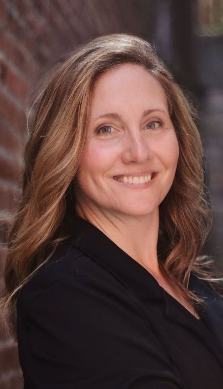 Rachel Schmidt, Real Estate Salesperson in Washington, Premier Group