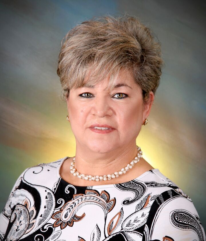 Ana Rosa Andalon, Real Estate Salesperson in Salinas, A Property Shoppe