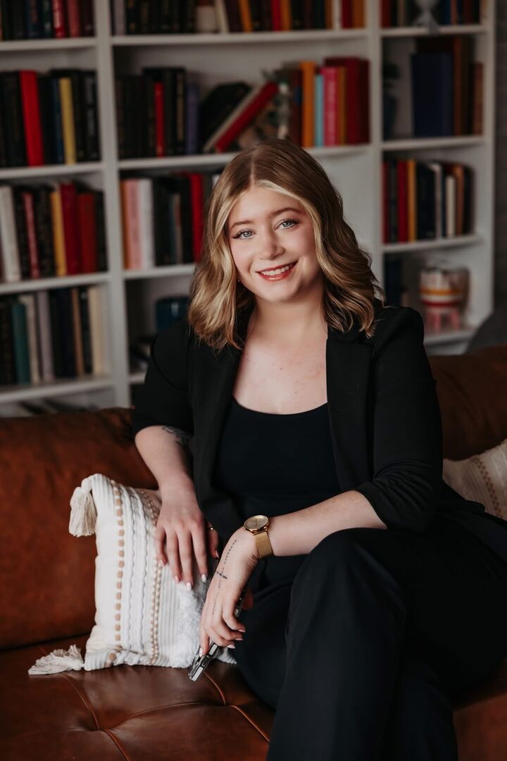 Alexis Curtis, Real Estate Salesperson in Saginaw, Signature Realty