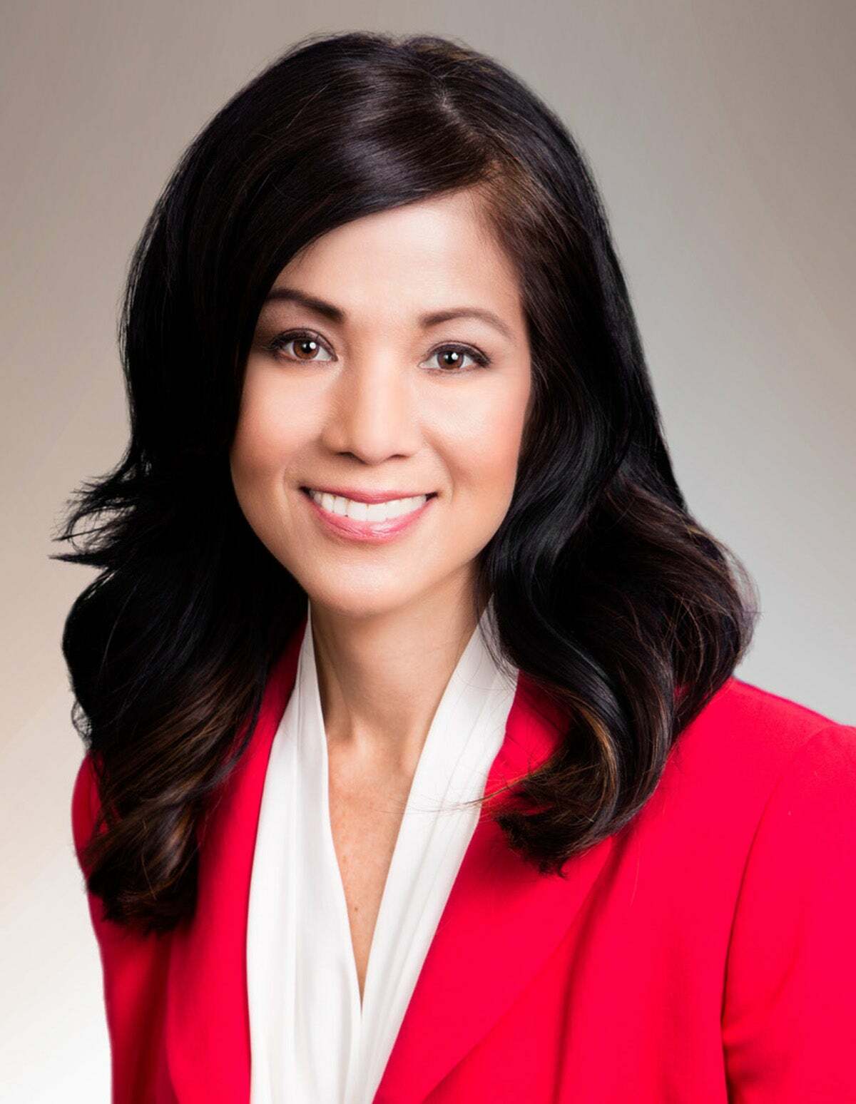 Wendy Akai, REALTOR® in Honolulu, Advantage Realty