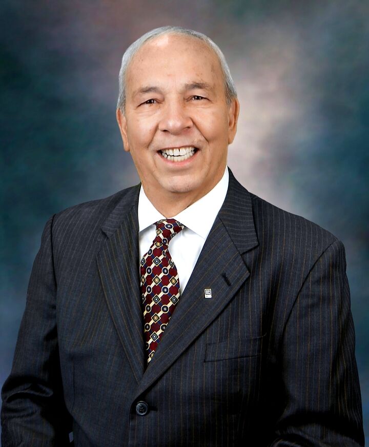 Joseph Ferraro,  in Hauppauge, Realty Connect