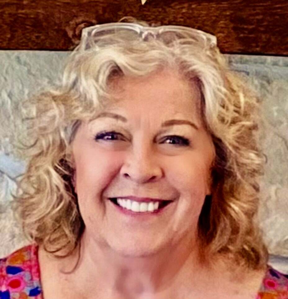 Cathie Smith,  in Mineola, First Group