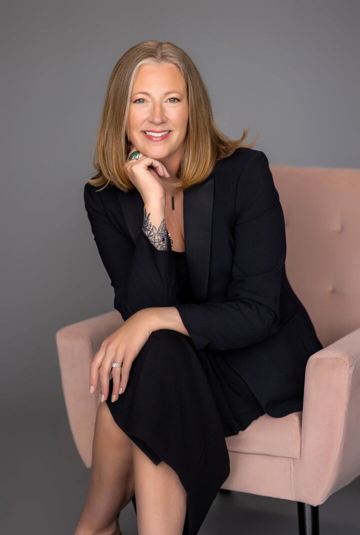 Melanie Bennis, Real Estate Salesperson in South Hadley, ERA M. Connie Laplante Real Estate