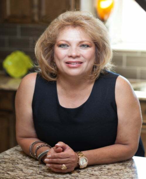 Gloria Diaz, Real Estate Salesperson in El Paso, Elevate