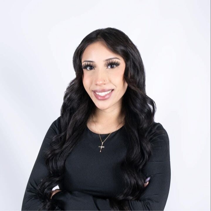 Joselyne Aguirre, Real Estate Salesperson in Victorville, LEADERS