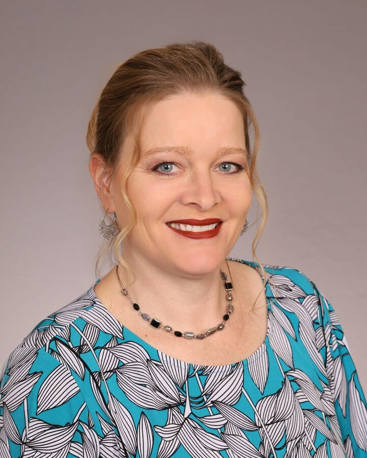 Heather Bell, Real Estate Salesperson in Johnson City, North East