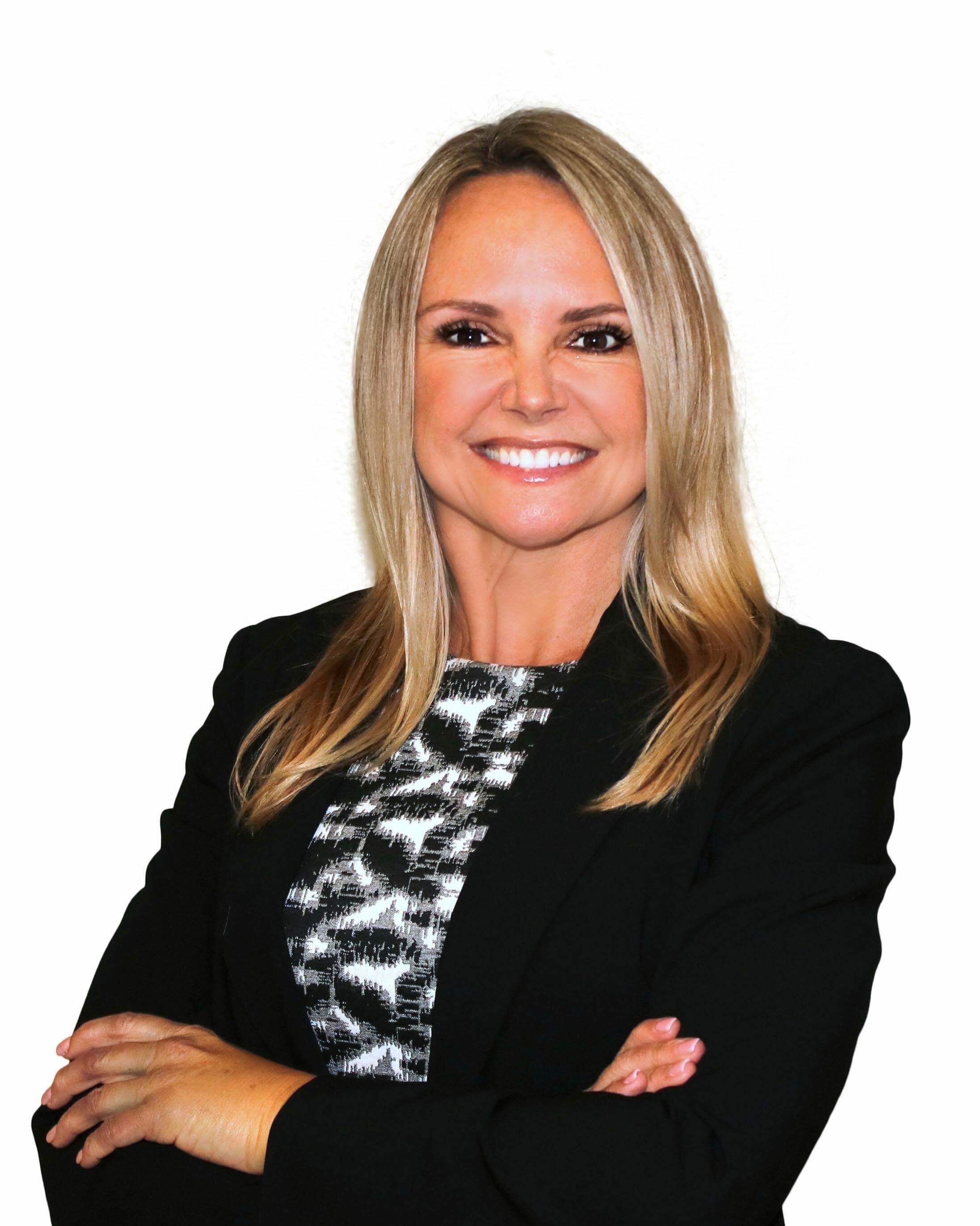 Julie Price, Real Estate Salesperson in Punta Gorda, Sunstar Realty